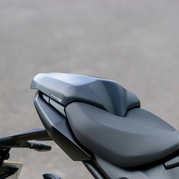 Pyramid Plastics Pyramid seat cowl | satin granite & satin jet black | triumph daytona 660 2024>current